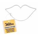 Cookie cutter kiss lips, 9.2 cm (Wilton)